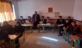  دیواندره/ برگزاری کلاس آموزشی_ترویجی برای دانش‌آموزان و بهره‌برداران محلی روستای بست