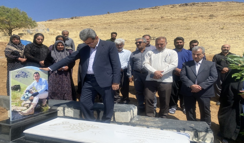 مراسم چهلم شهید اسماعیل کریمی با حضور مدیر کل محترم مهندس شریفی پور