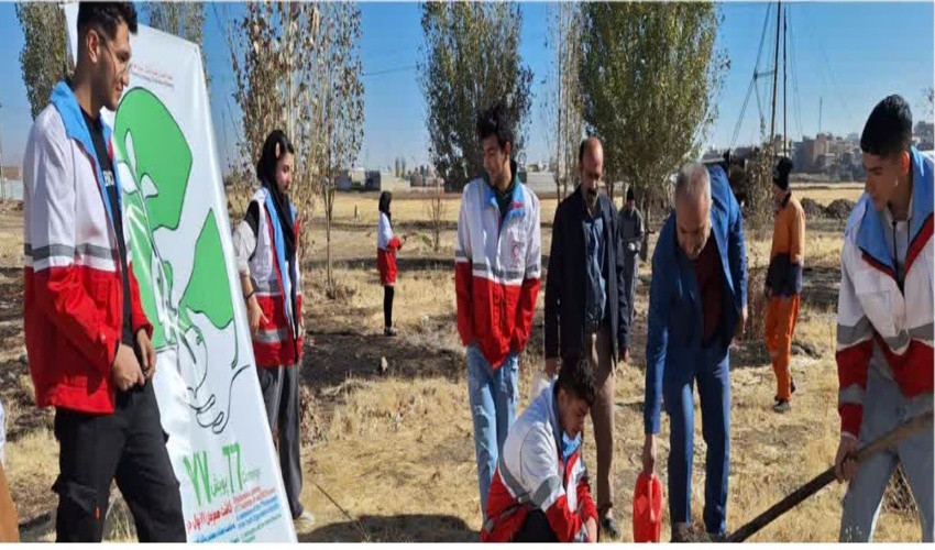 پویش نهالکاری بمناسبت 77 امین سالروز  تاسیس سازمان جوانان جمعیت هلال احمر شهرستان دهگلان