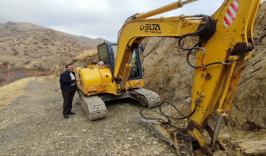 کامیاران/ ممانعت از فعالیت غیر قانونی و تخریب اراضی ملی روستای نشور          