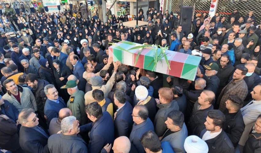  مراسم تشییع پیکر مطهر چهار شهید گمنام دوران دفاع مقدس در سنندج 